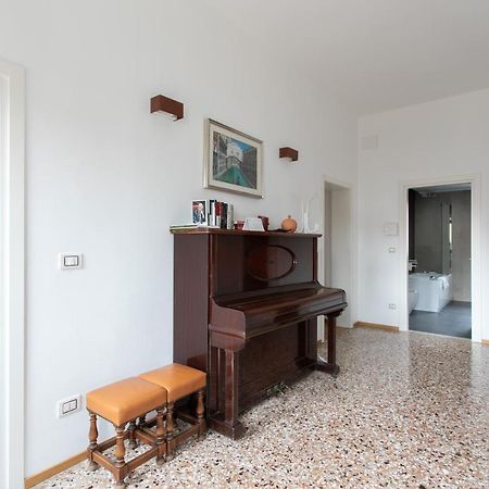 Residenza Pomponi Deluxe Apartman Velence Kültér fotó
