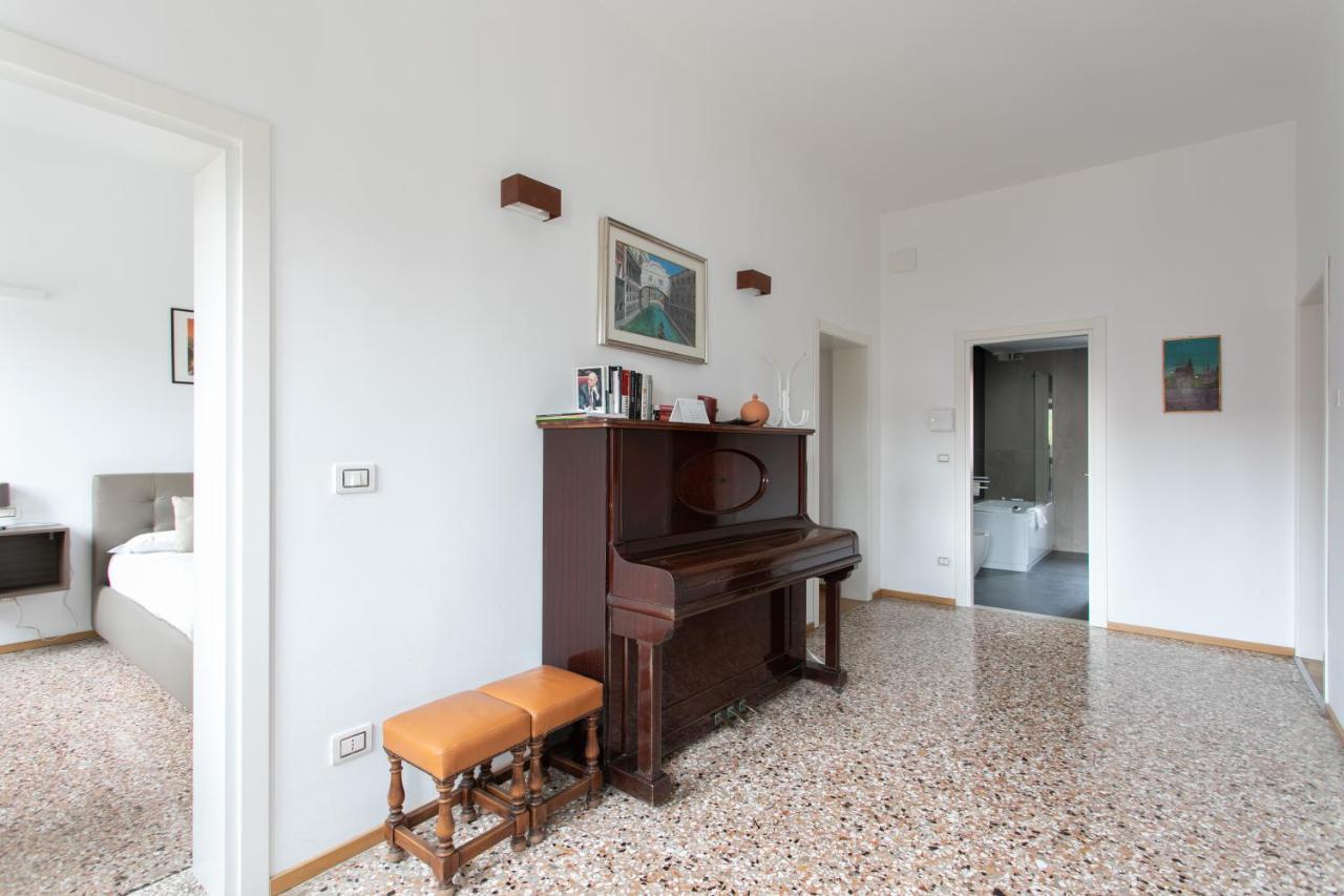 Residenza Pomponi Deluxe Apartman Velence Kültér fotó
