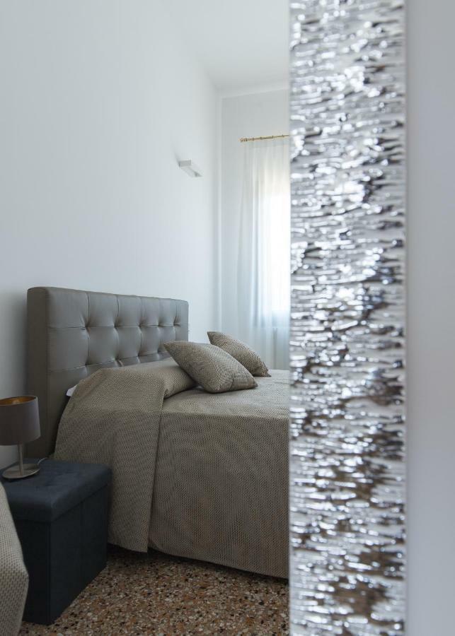 Residenza Pomponi Deluxe Apartman Velence Kültér fotó