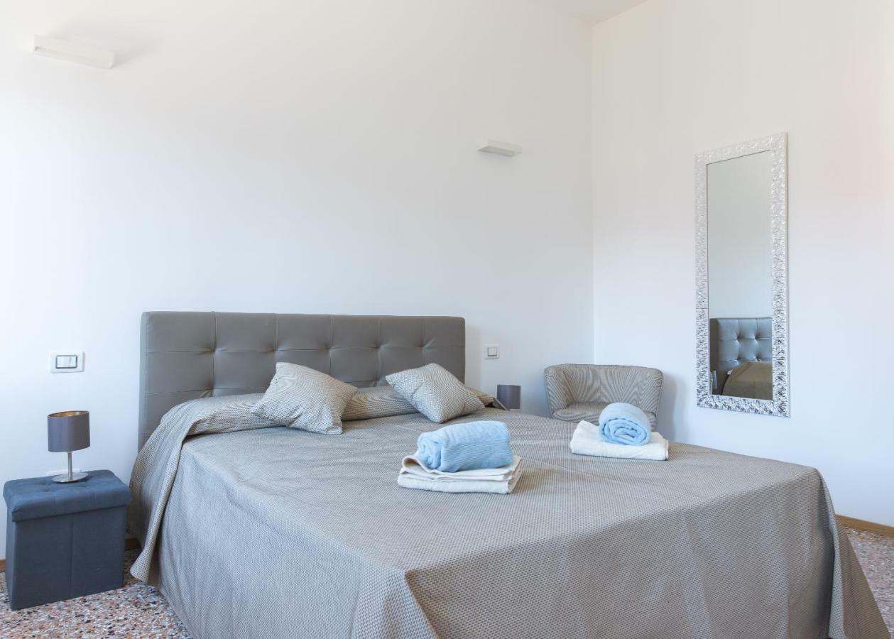 Residenza Pomponi Deluxe Apartman Velence Kültér fotó