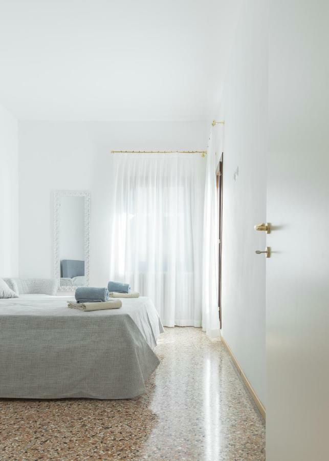 Residenza Pomponi Deluxe Apartman Velence Kültér fotó